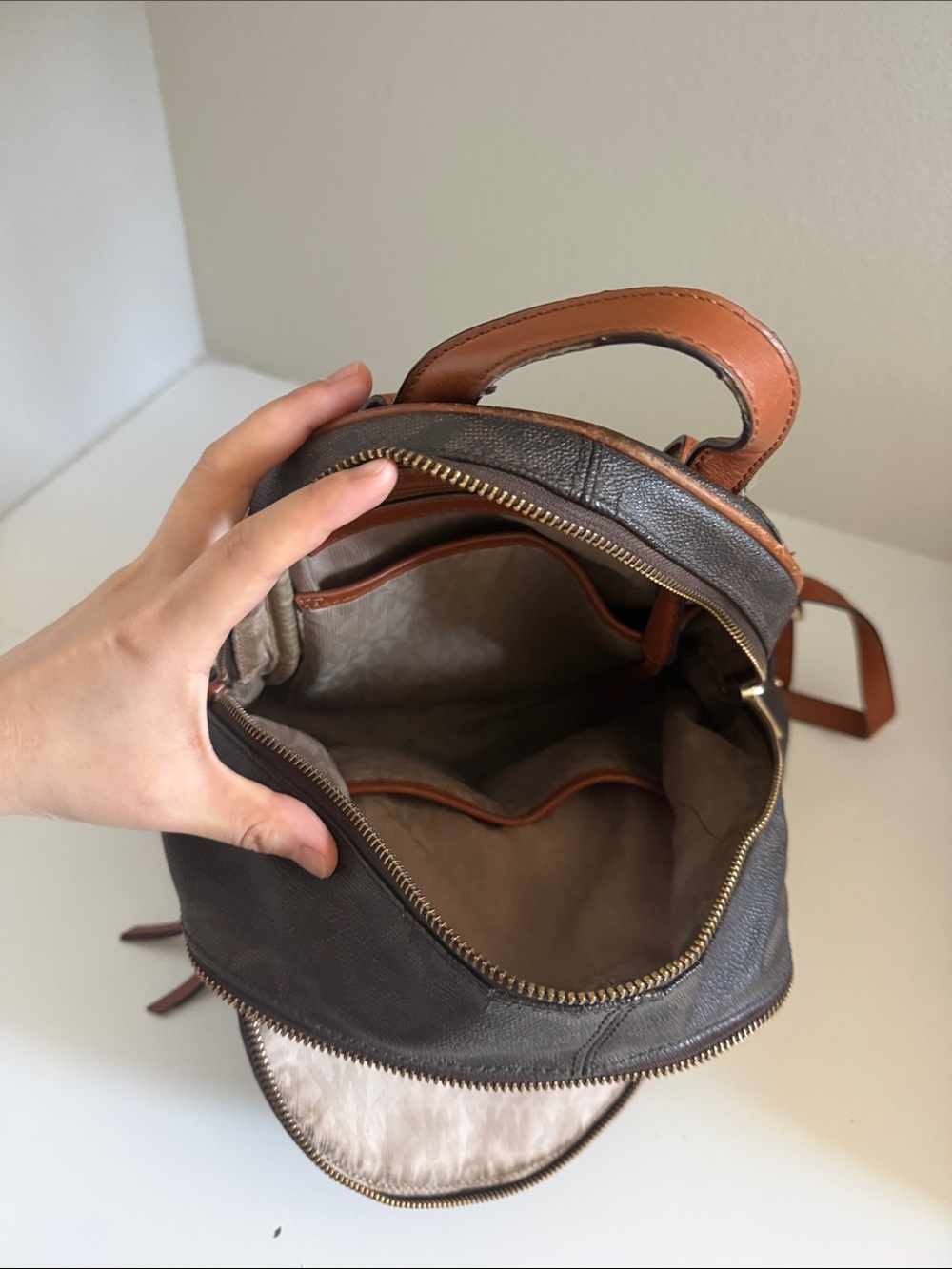 Michael Kors Rhea medium backpack monogram - Picture 6 of 6